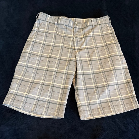 Nike Golf Other - Nike Golf Dri-FIT Mens Plaid Shorts Grey White 388782-065 Size‎ 34